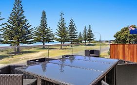 Ohope Beachside Retreat - Ohope Holiday Home